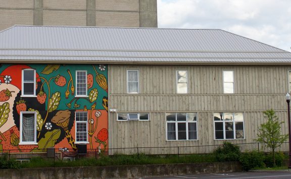 long-shot-of-shelter